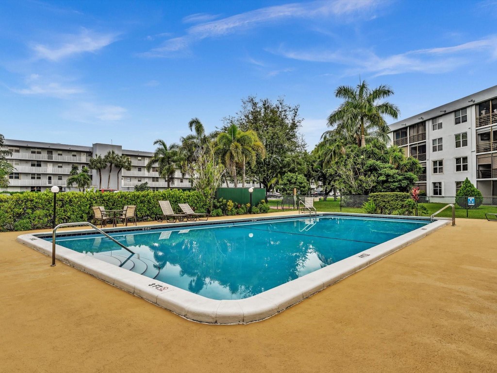 Royal Park Condo - Residential