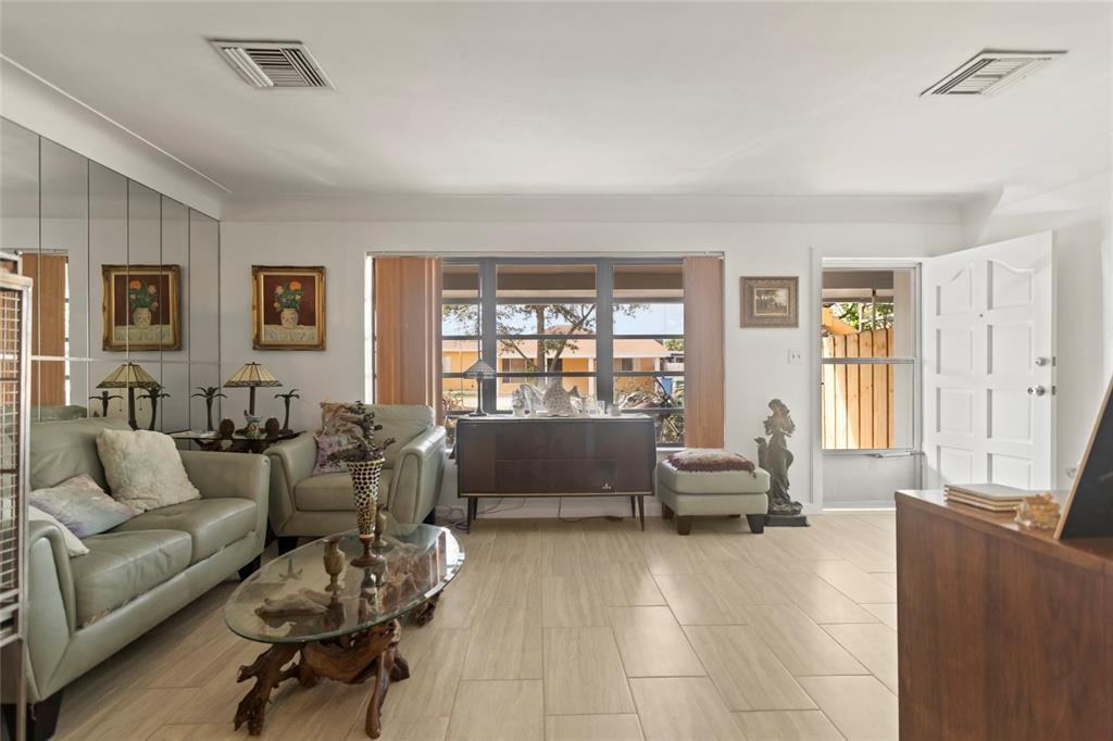 North Andrews Gardens Fir - Residential