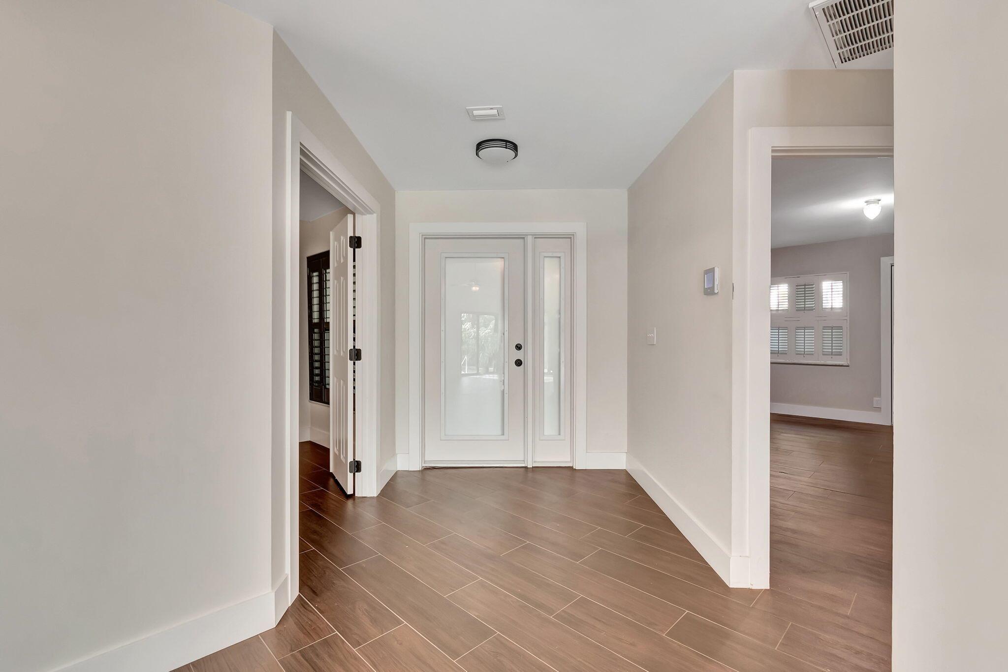 7770 Villa Nova Drive