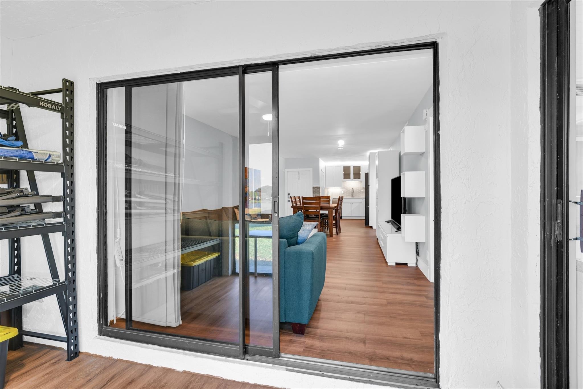 LAKE WINDWOOD - Residential