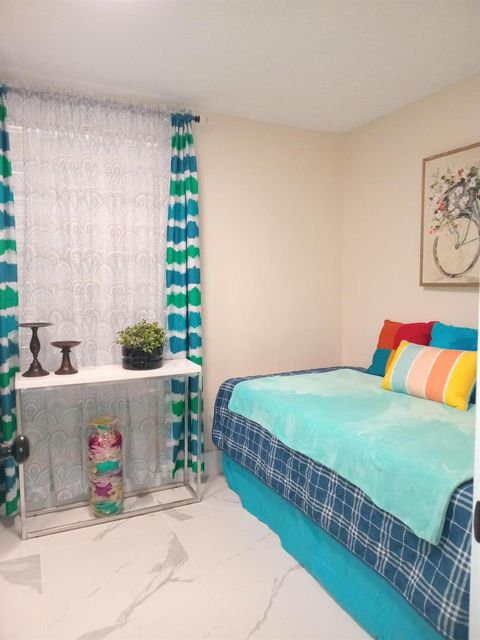 Single Family Residence in Okeechobee FL 2624 34 Avenue Ave 20.jpg