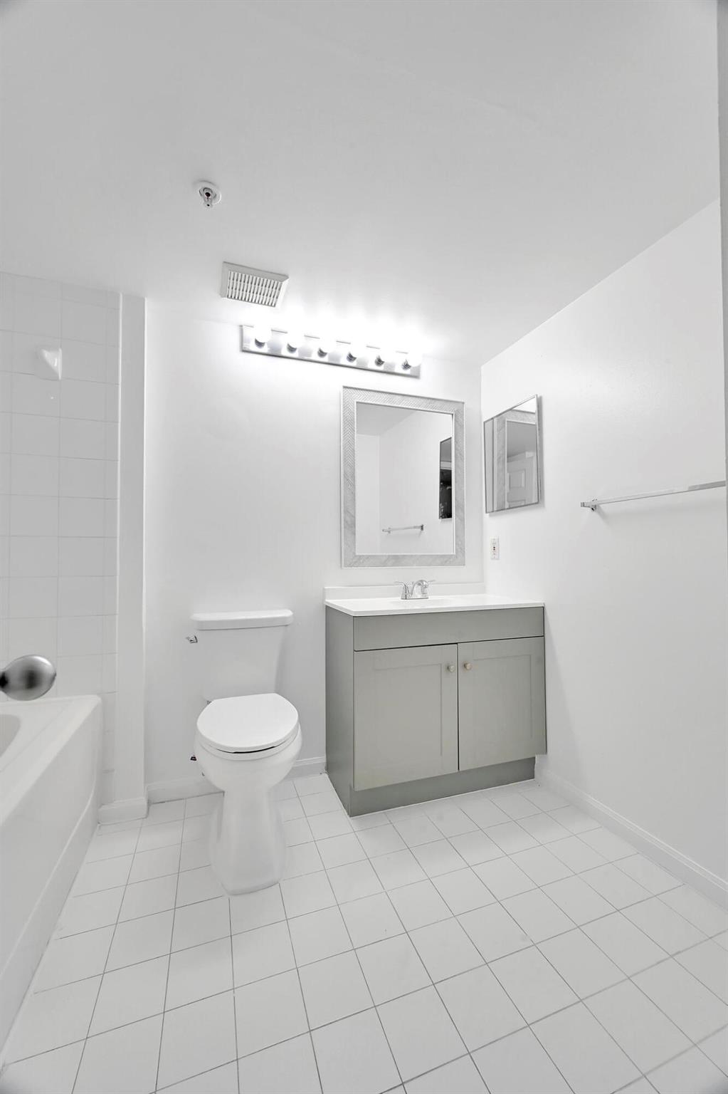 PORTOFINO AT JENSEN BEACH - Residential Lease