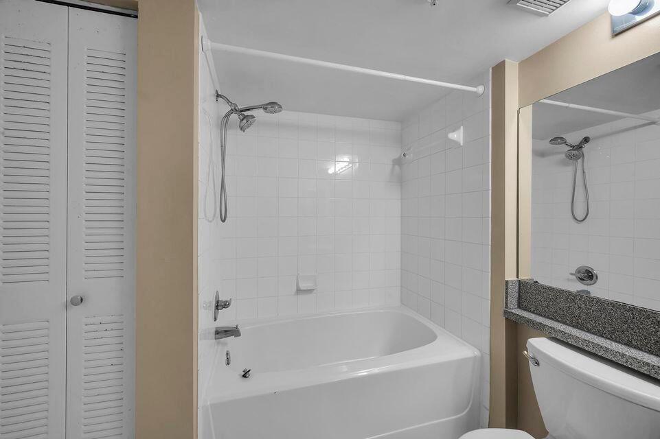 PORTOFINO AT JENSEN BEACH - Residential Lease
