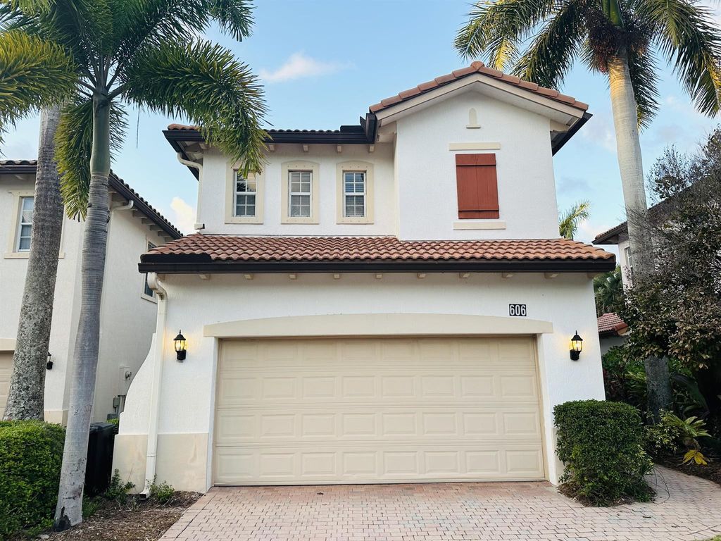 Photo of 606 Moondancer Court, Palm Beach Gardens, FL 33410 (MLS # R10980920)