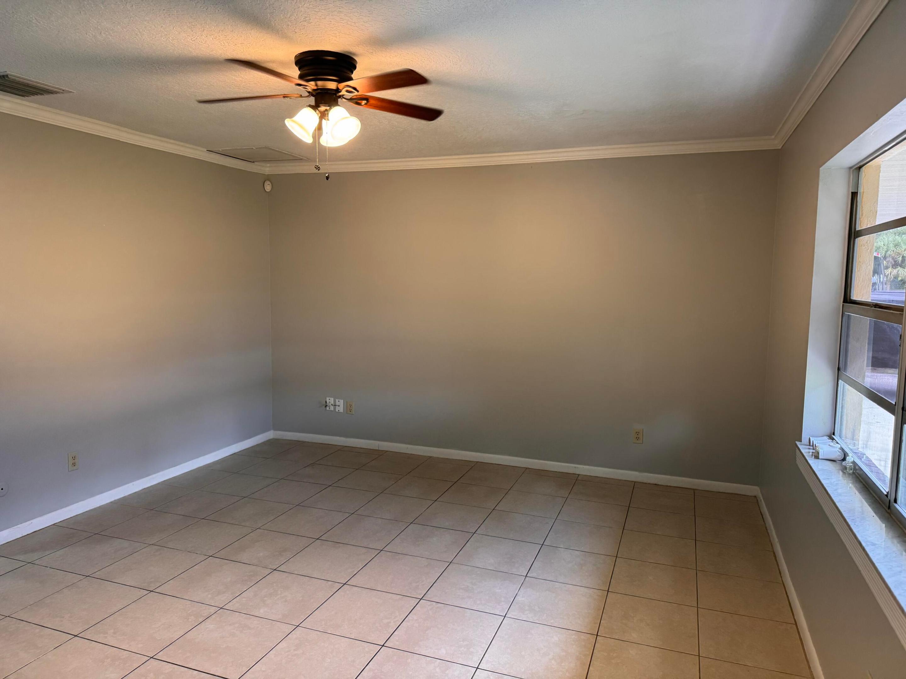 LAKEWOOD PARK ADDITION NO 1 - Residential Lease