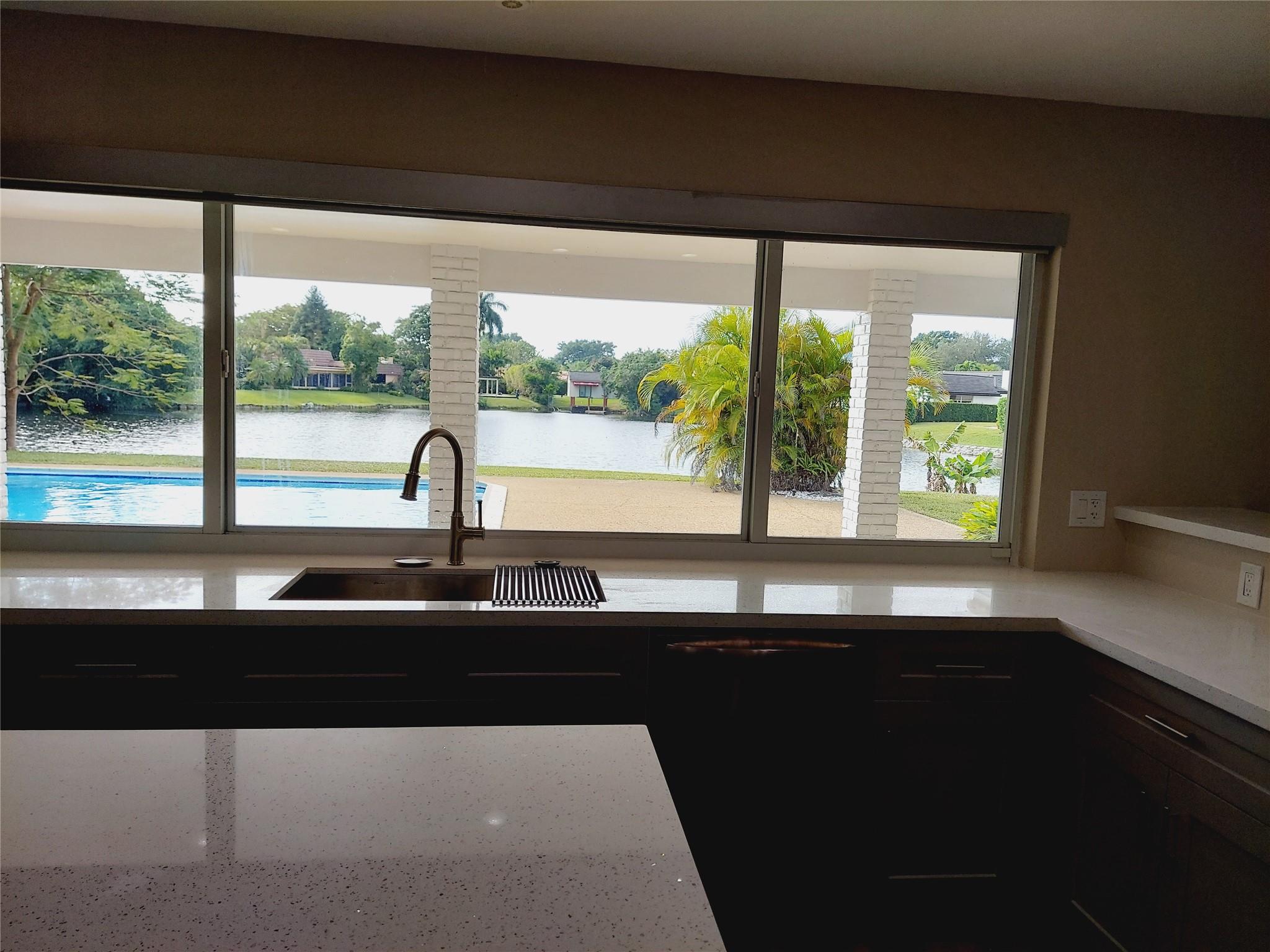 Jacaranda Area 12-C 76-12 - Residential
