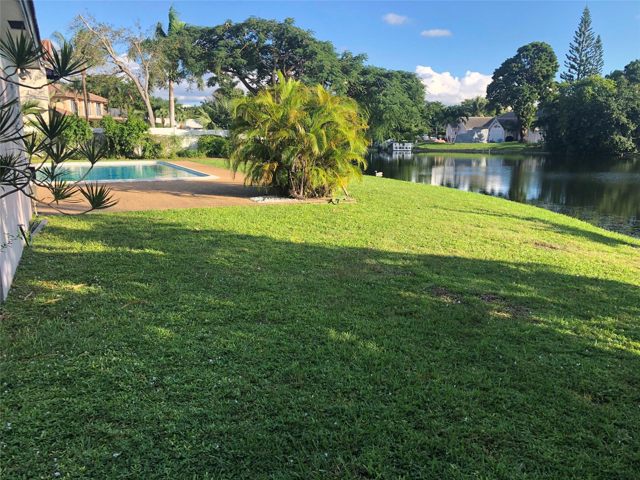 Jacaranda Area 12-C 76-12 - Residential