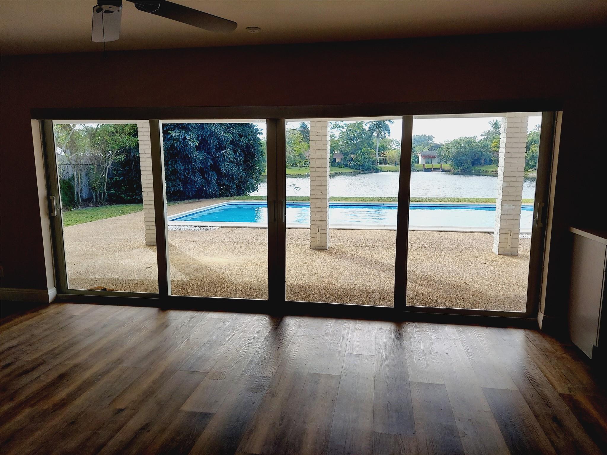 Jacaranda Area 12-C 76-12 - Residential