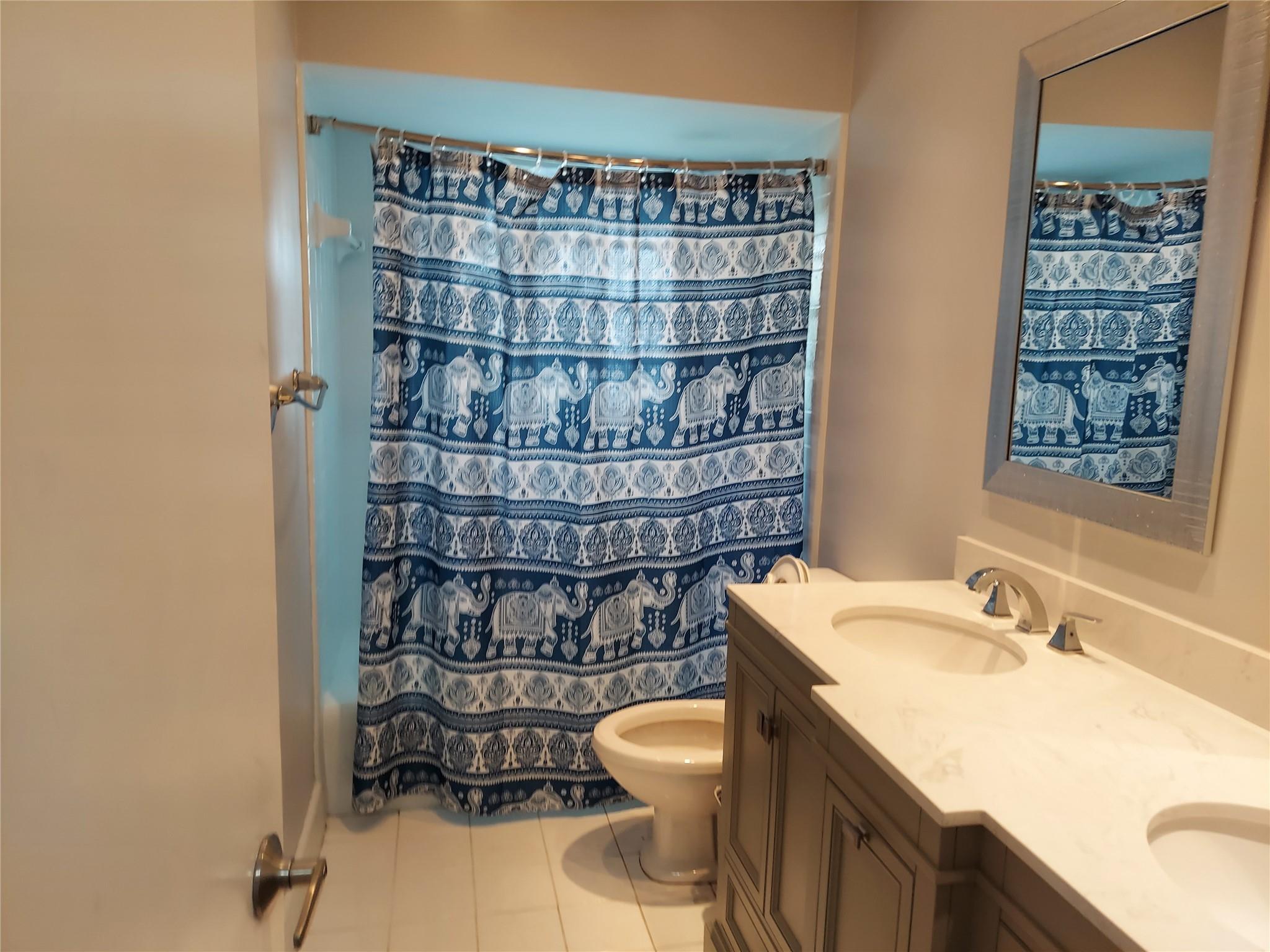Jacaranda Area 12-C 76-12 - Residential