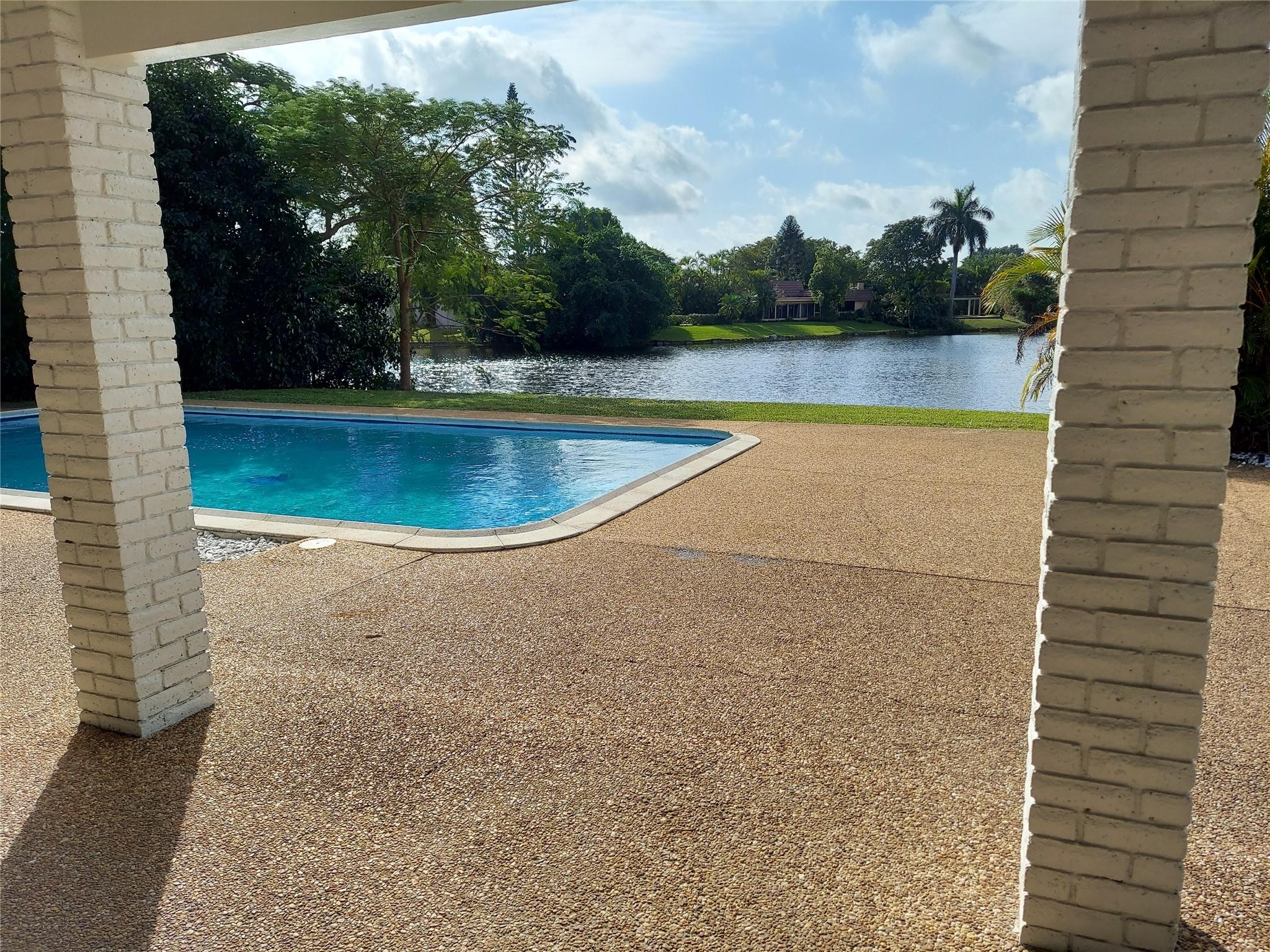 Jacaranda Area 12-C 76-12 - Residential