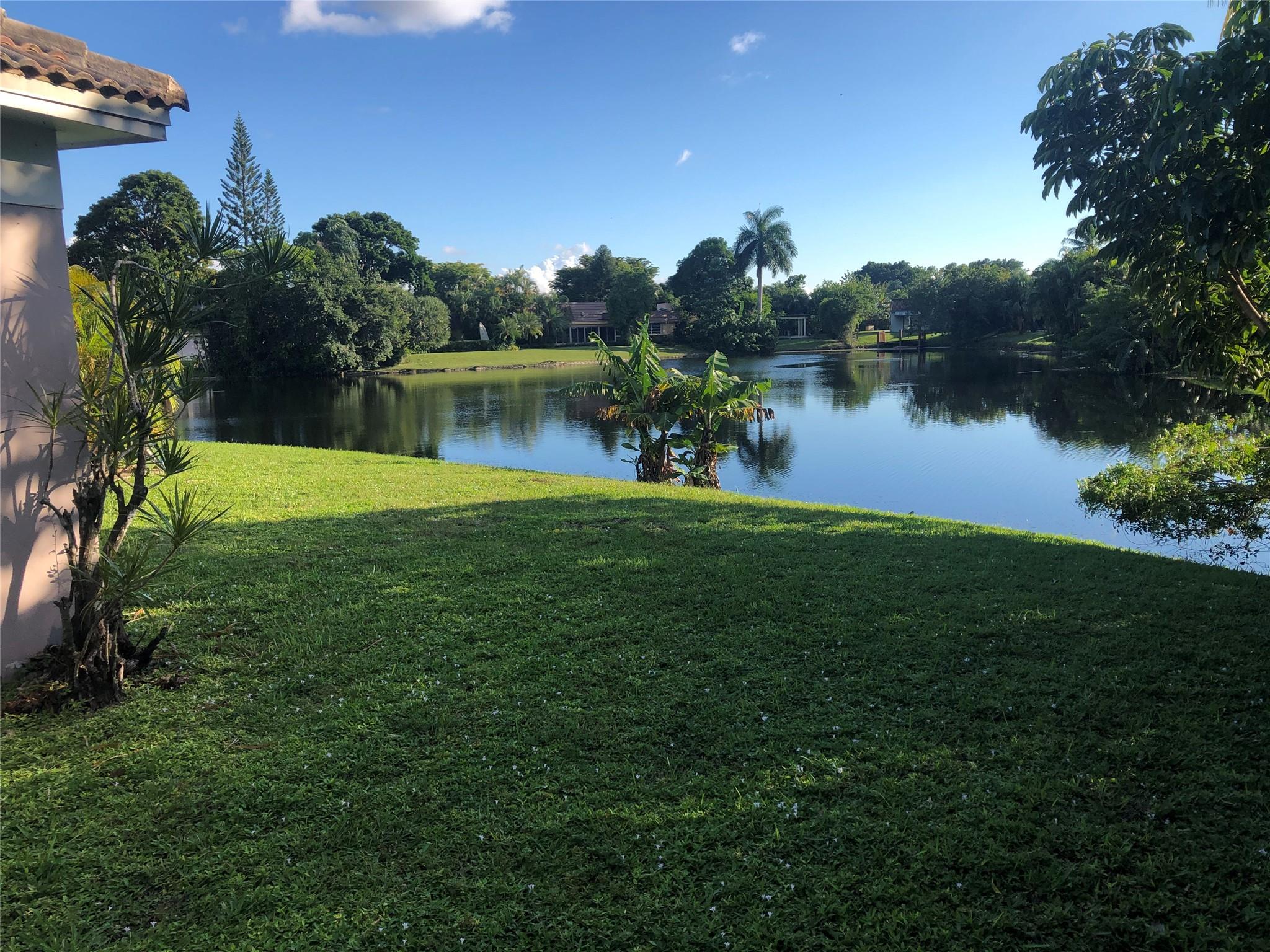 Jacaranda Area 12-C 76-12 - Residential