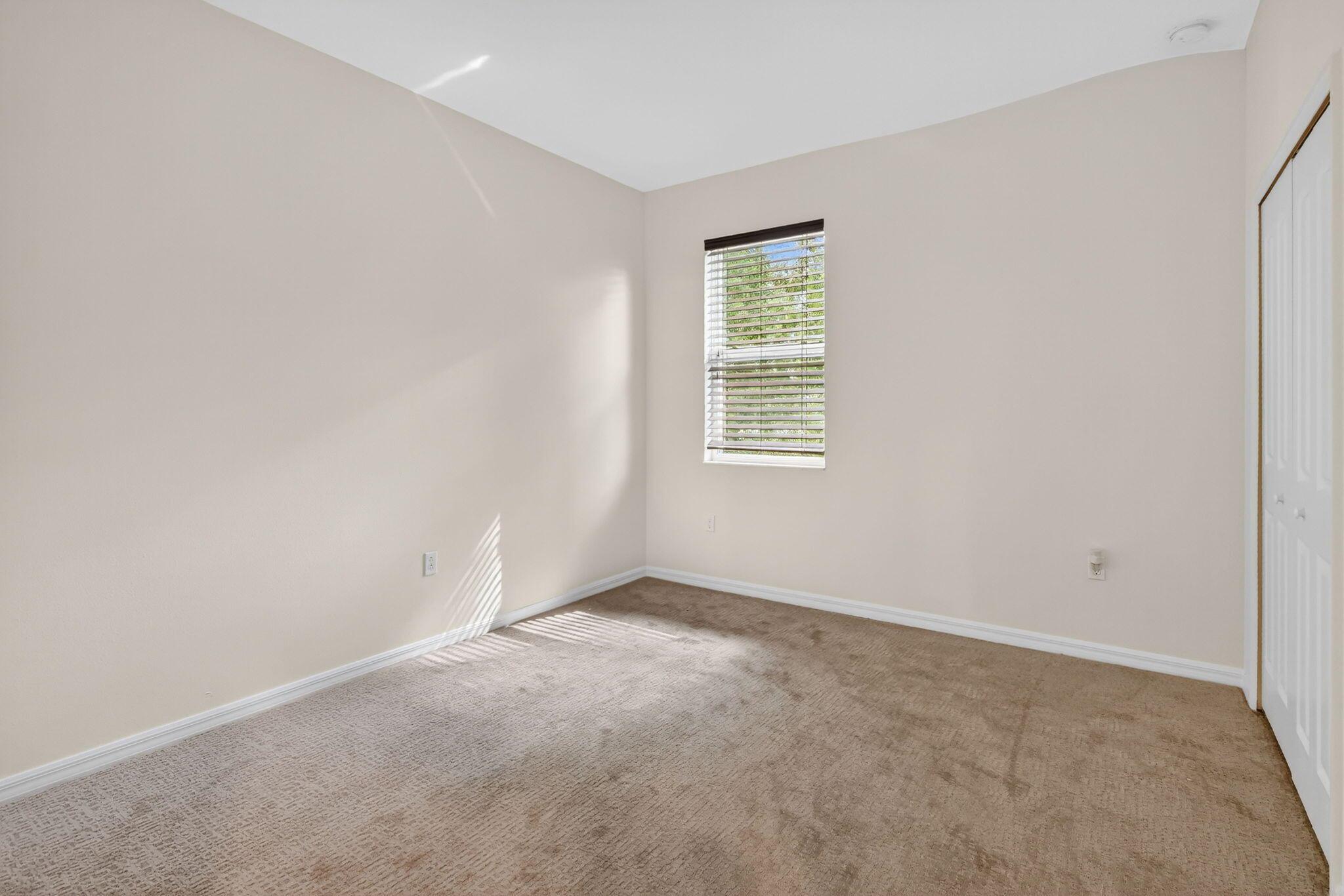 PORT ST LUCIE SECTION 41 - Residential Lease