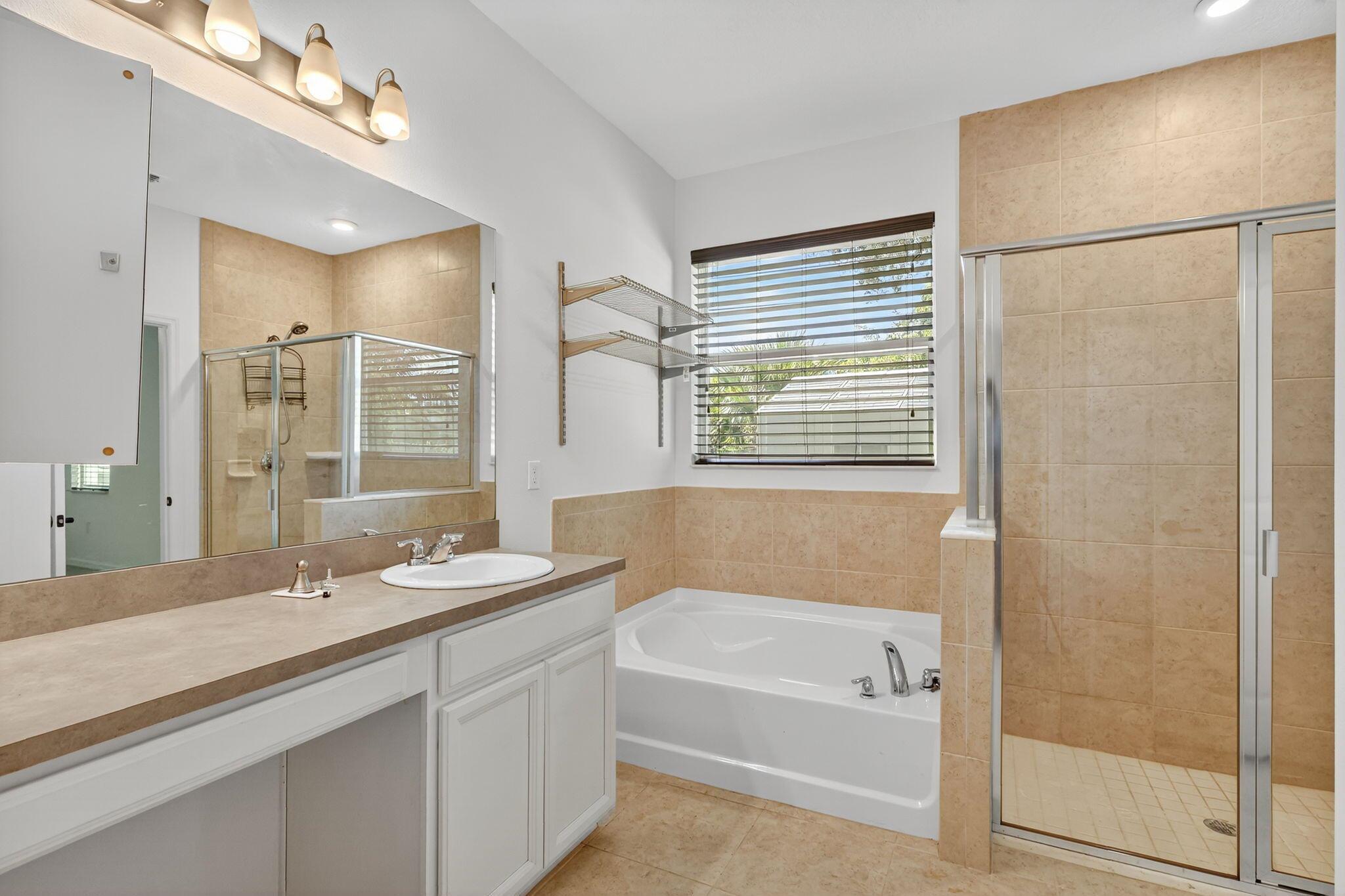 PORT ST LUCIE SECTION 41 - Residential Lease