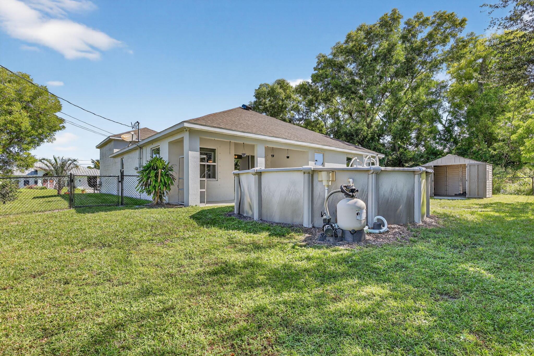 PORT ST LUCIE SECTION 41 - Residential Lease