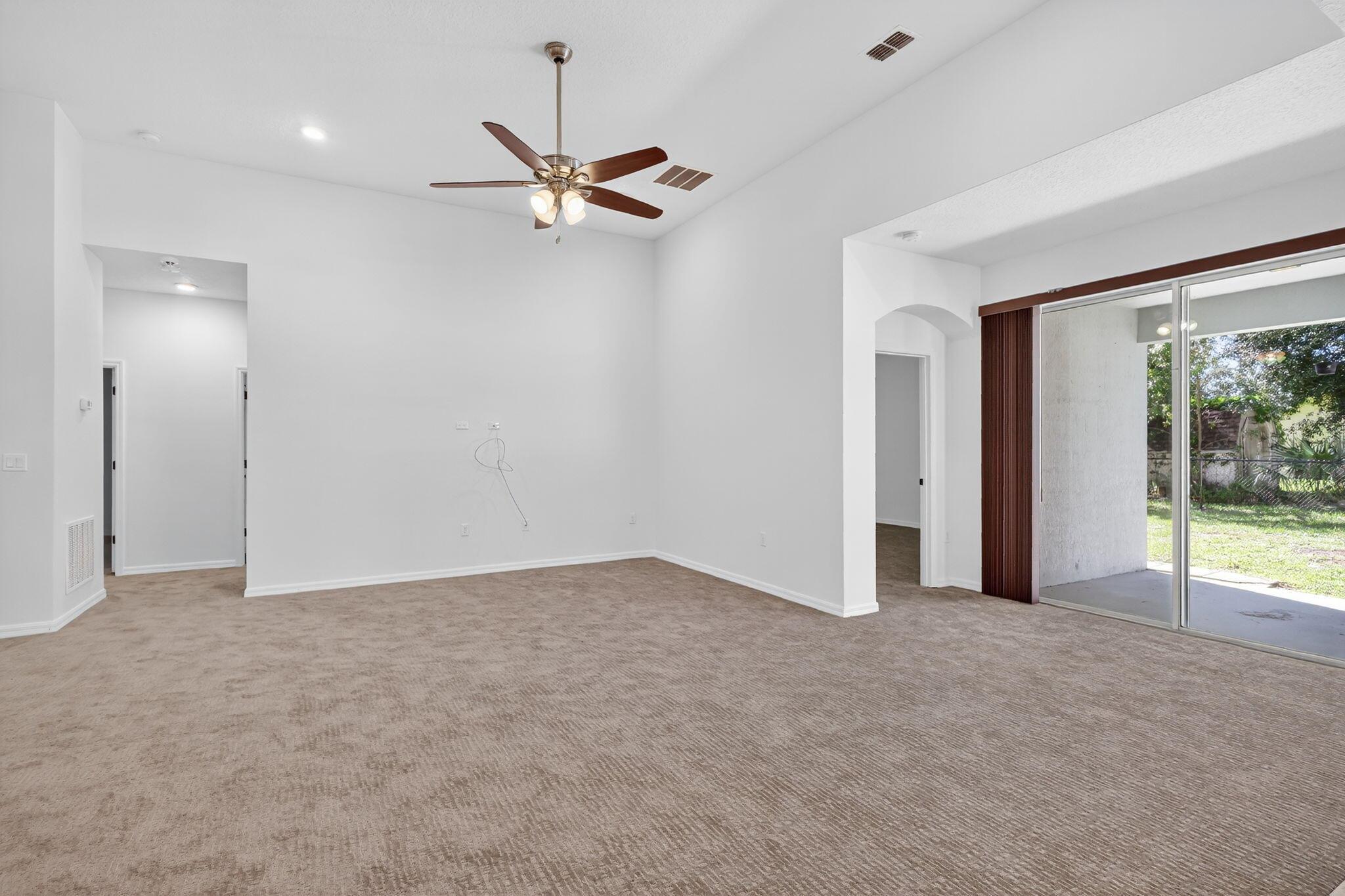 PORT ST LUCIE SECTION 41 - Residential Lease