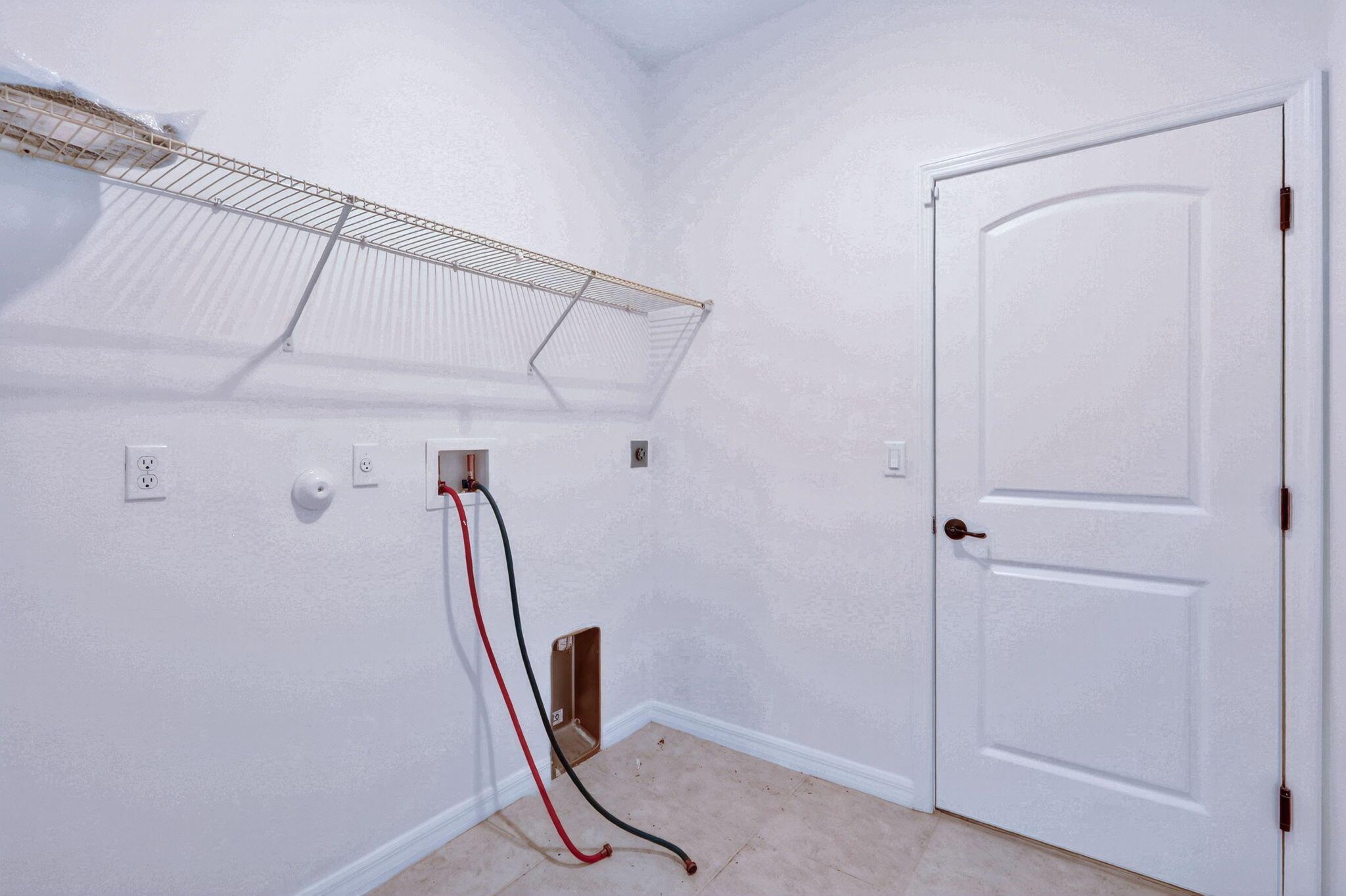 PORT ST LUCIE SECTION 41 - Residential Lease
