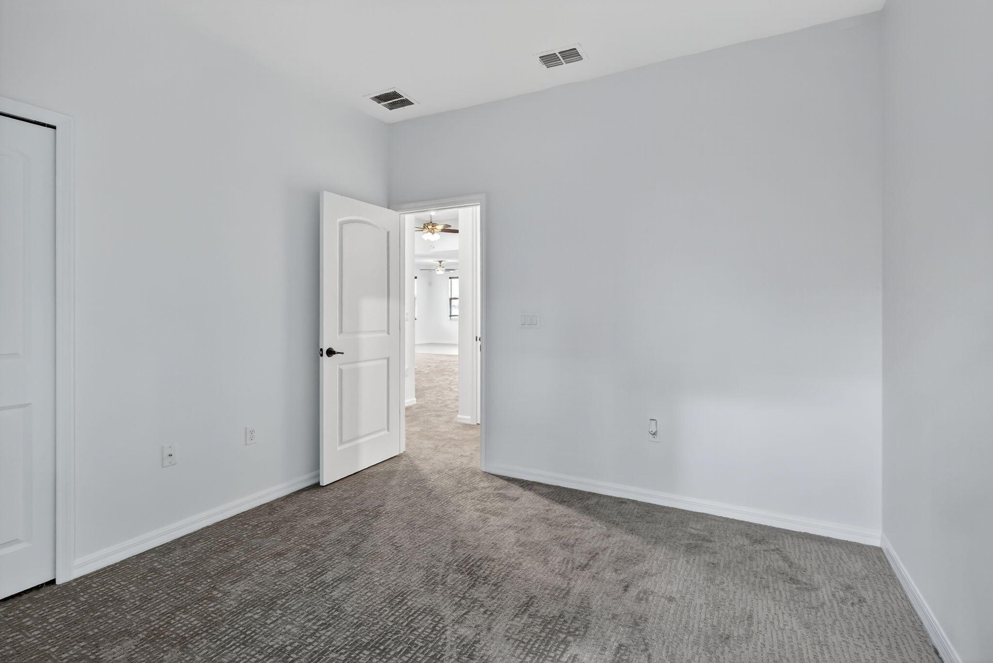 PORT ST LUCIE SECTION 41 - Residential Lease