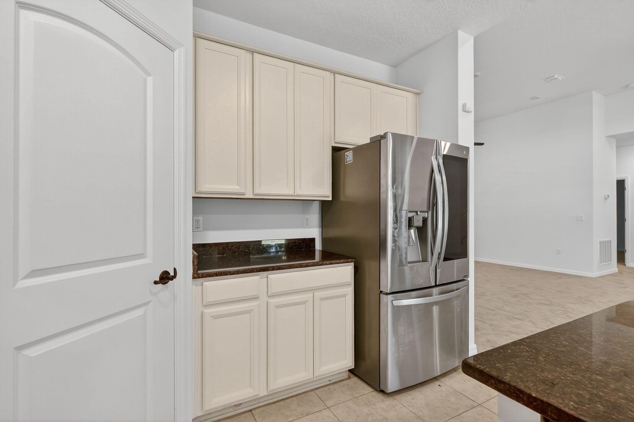 PORT ST LUCIE SECTION 41 - Residential Lease