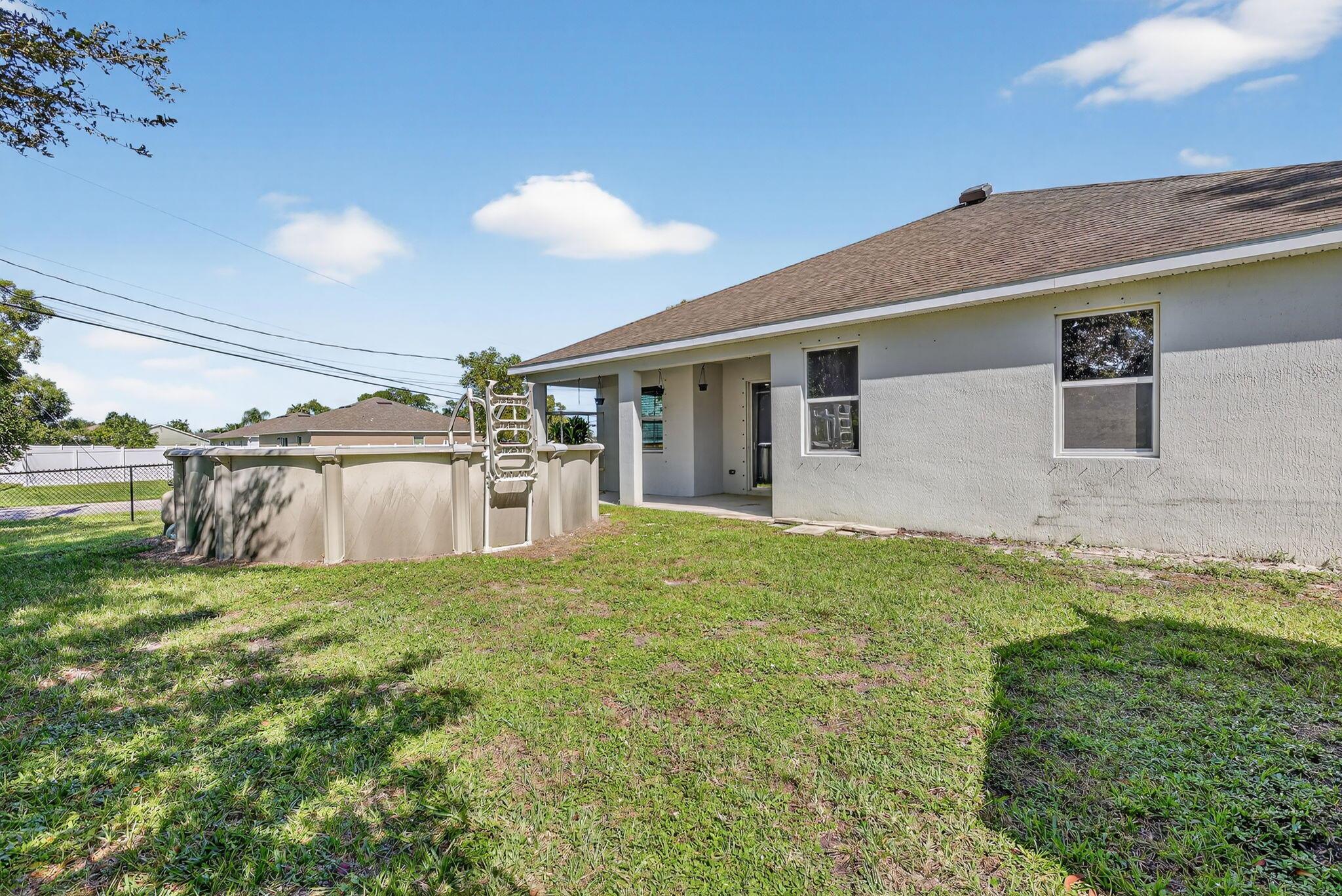 PORT ST LUCIE SECTION 41 - Residential Lease