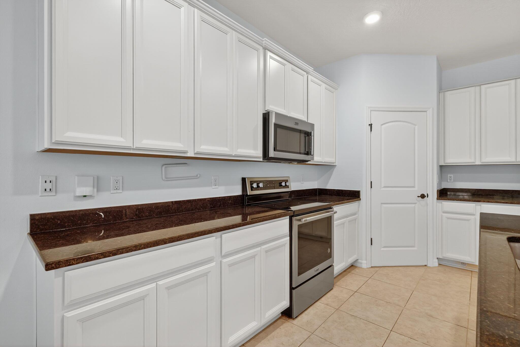 PORT ST LUCIE SECTION 41 - Residential Lease