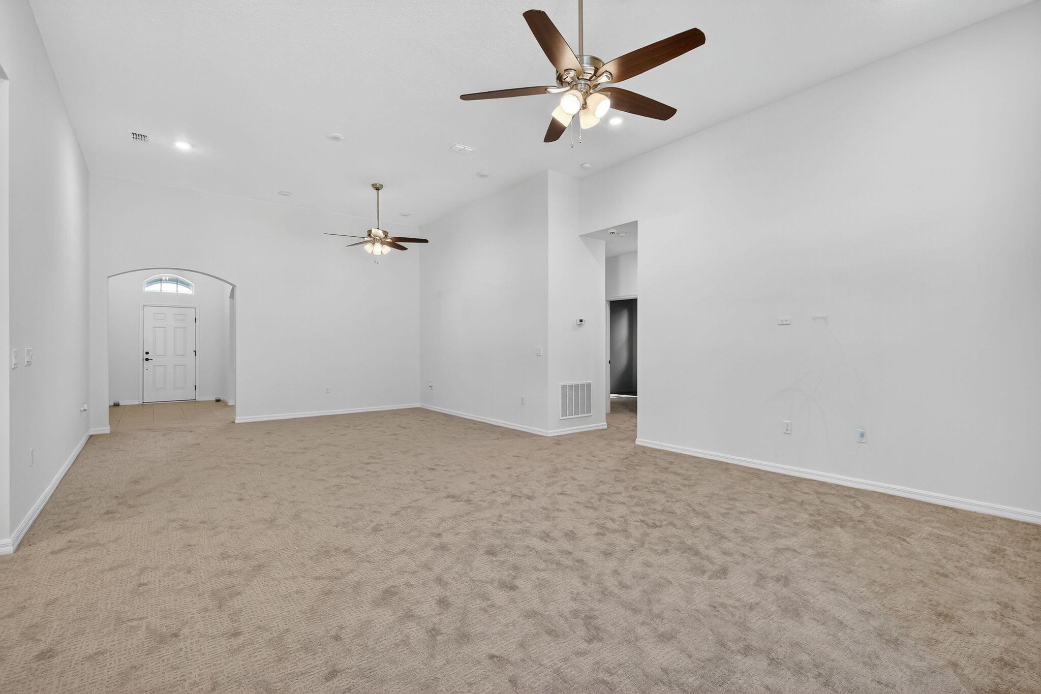PORT ST LUCIE SECTION 41 - Residential Lease