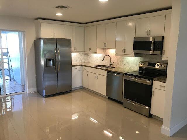 BOCA RATON HILLS - Commercial Sale