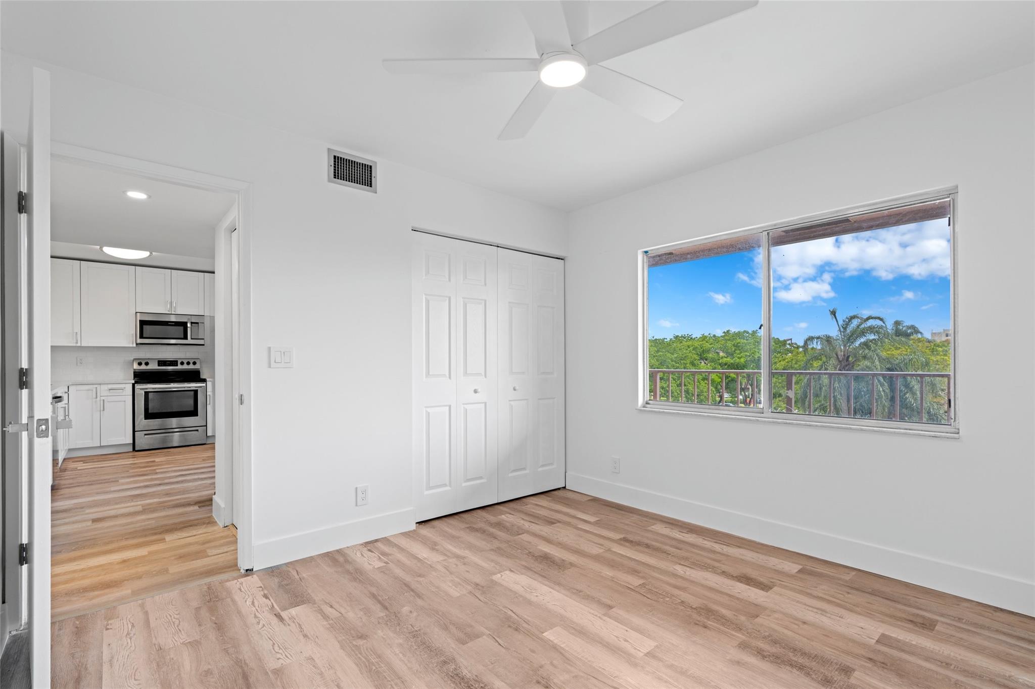7301 Amberly Ln 403