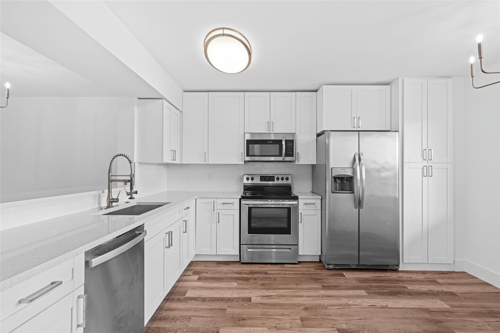 7301 Amberly Ln 403