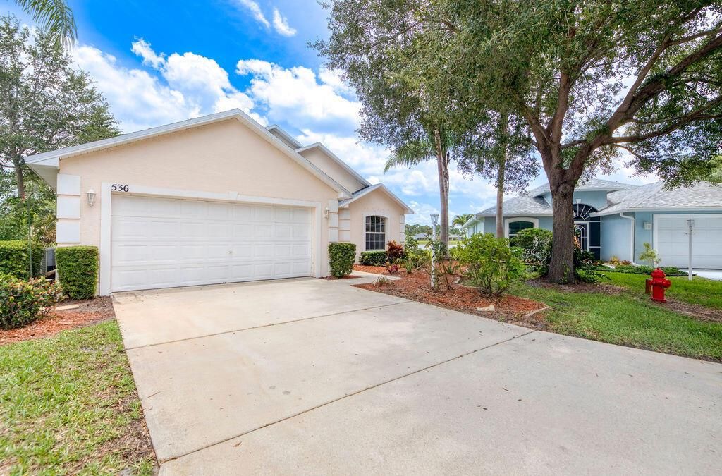 Photo of 536 SW Cyrilla Trail, Port Saint Lucie, FL 34953 (MLS # R11105626)