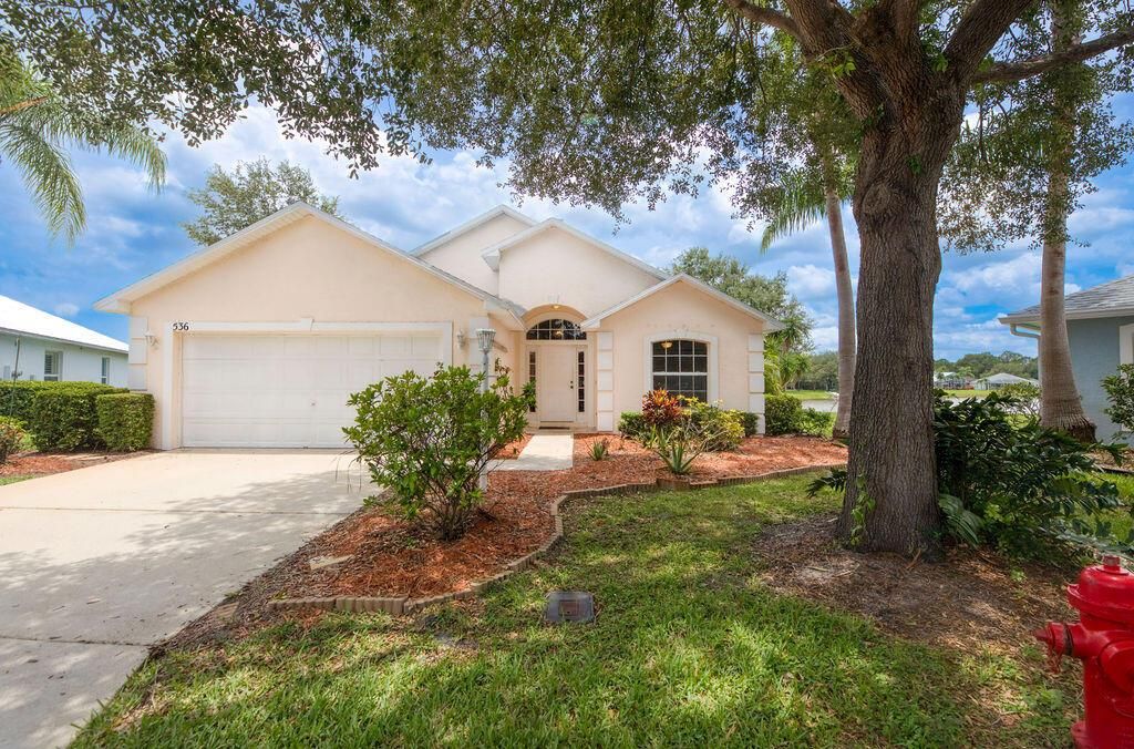 Photo of 536 SW Cyrilla Trail, Port Saint Lucie, FL 34953 (MLS # R11105626)