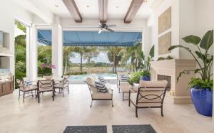 OLD PALM - Residential