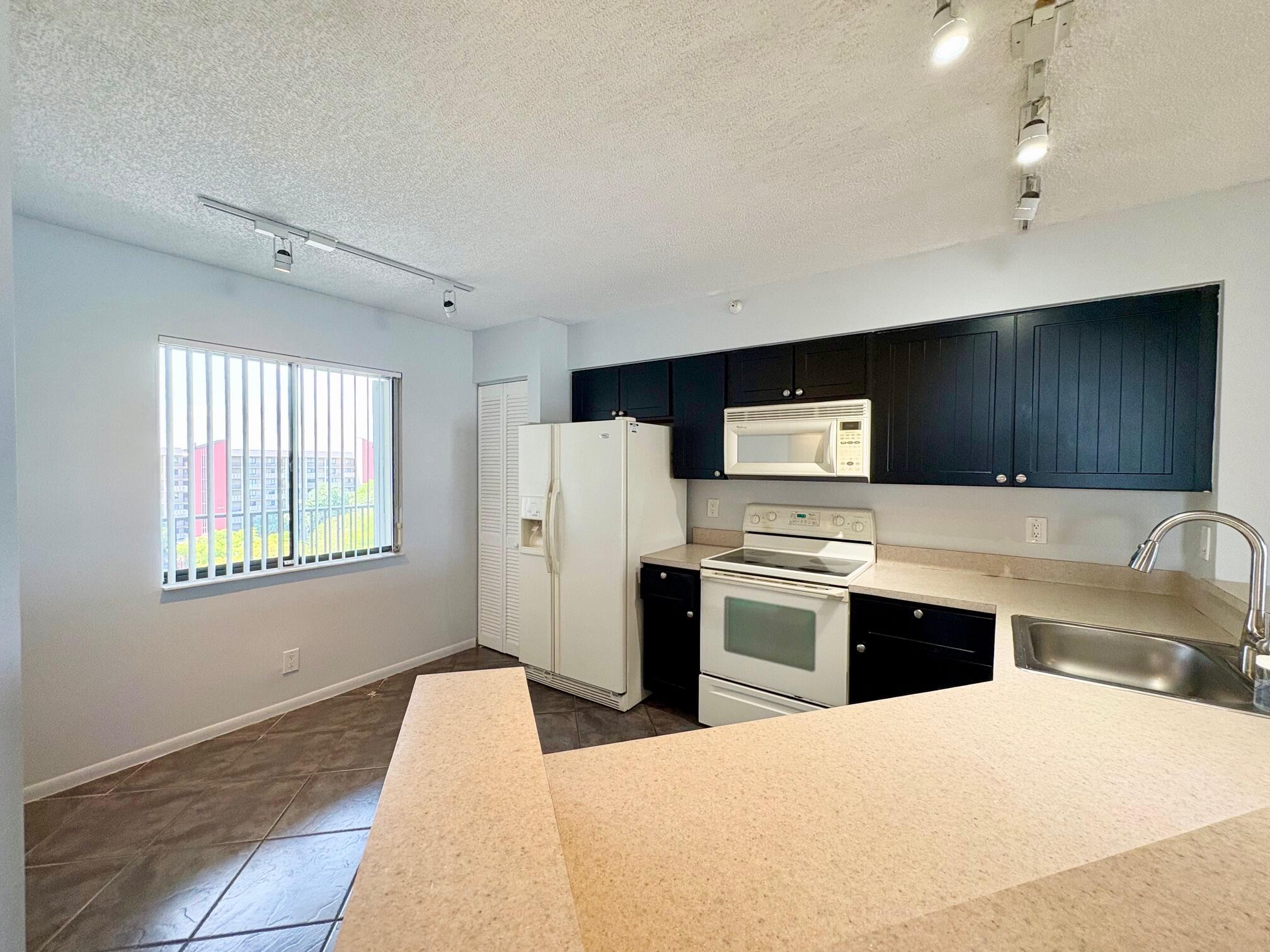 2205 S Cypress Bend Drive 908