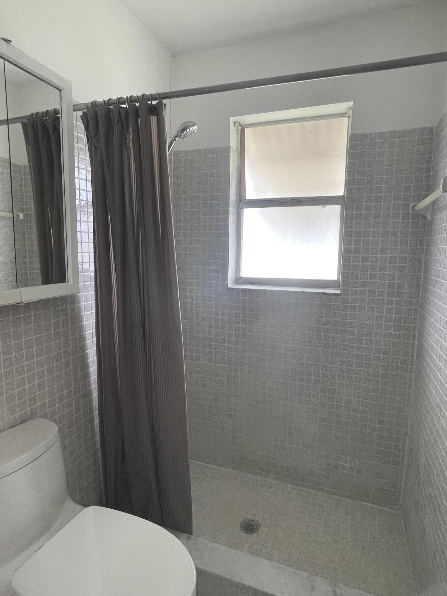 PARKWAY VILLAGE - Residential