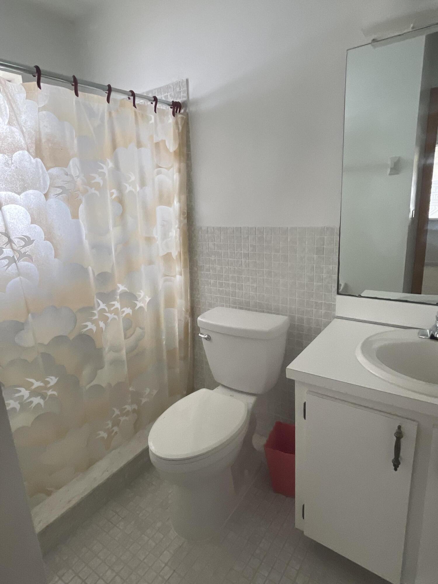 PARKWAY VILLAGE - Residential