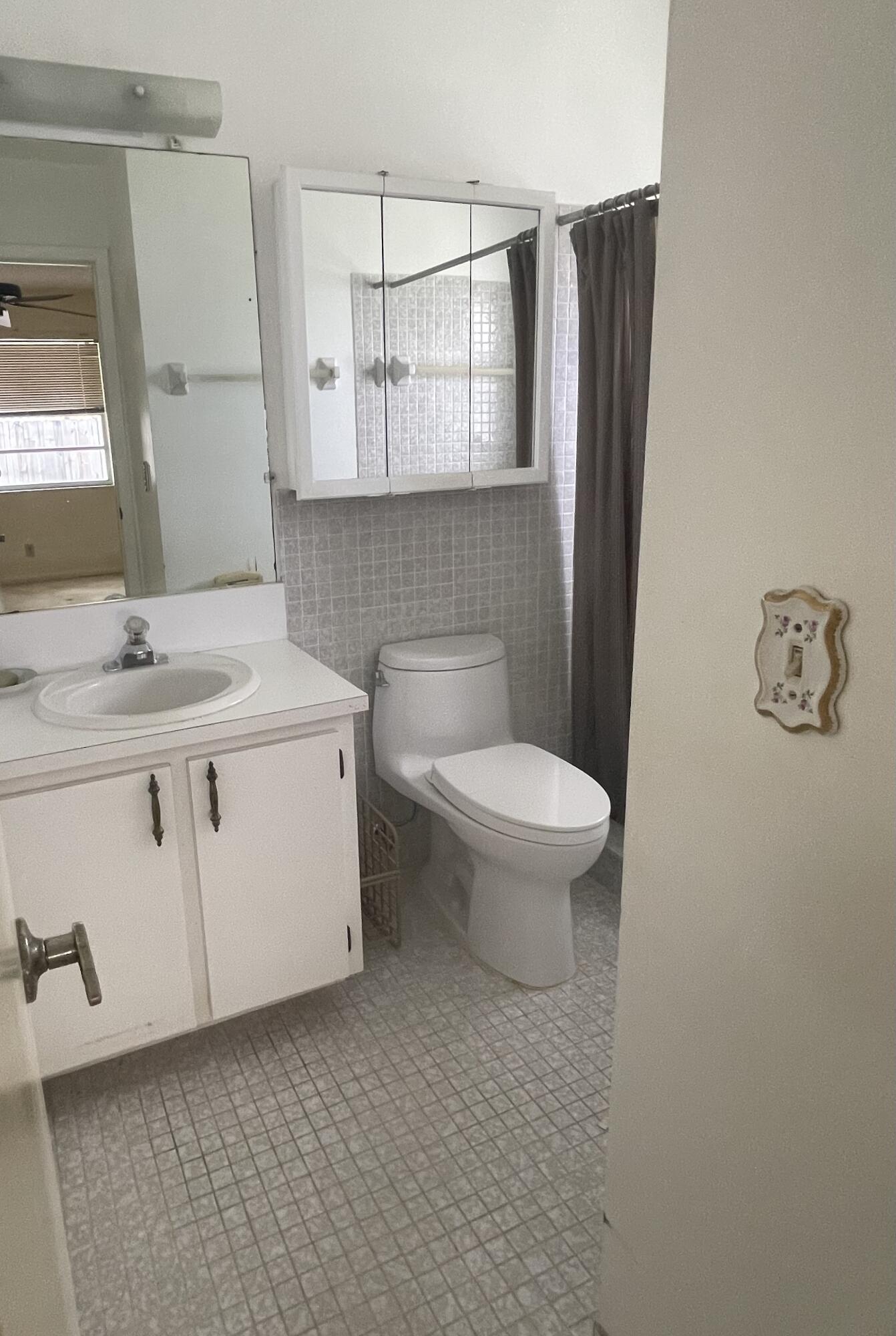 PARKWAY VILLAGE - Residential