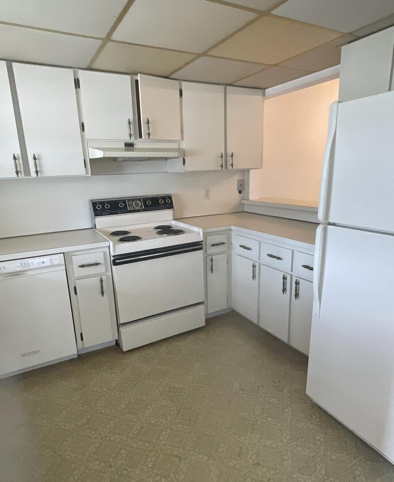 PARKWAY VILLAGE - Residential