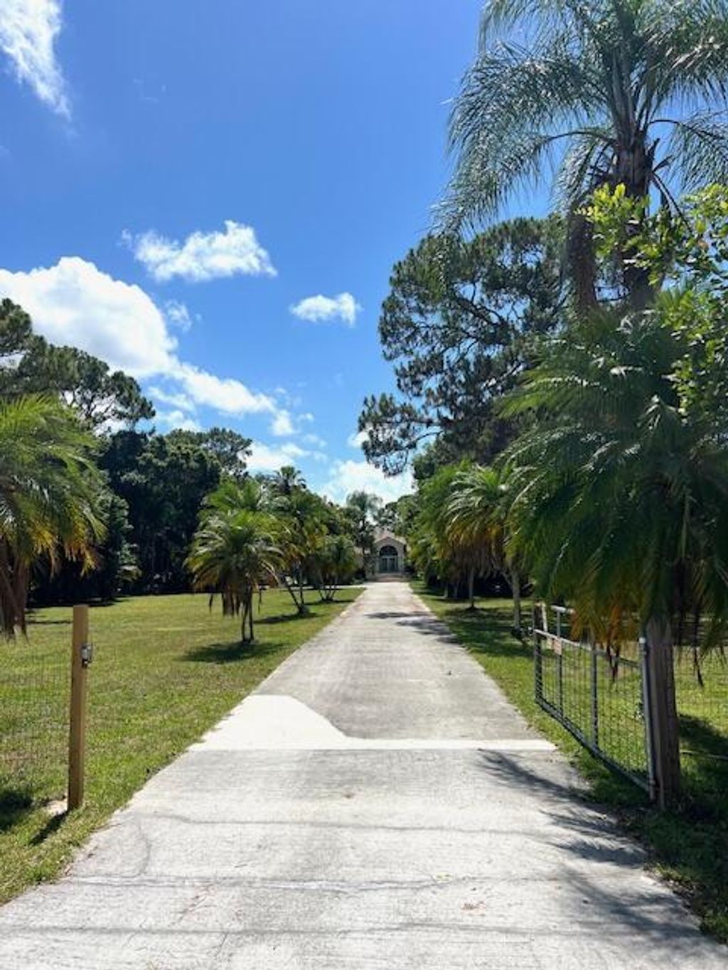 Photo of 16345 Randolph Siding Road, Jupiter, FL 33478 (MLS # R10990822)