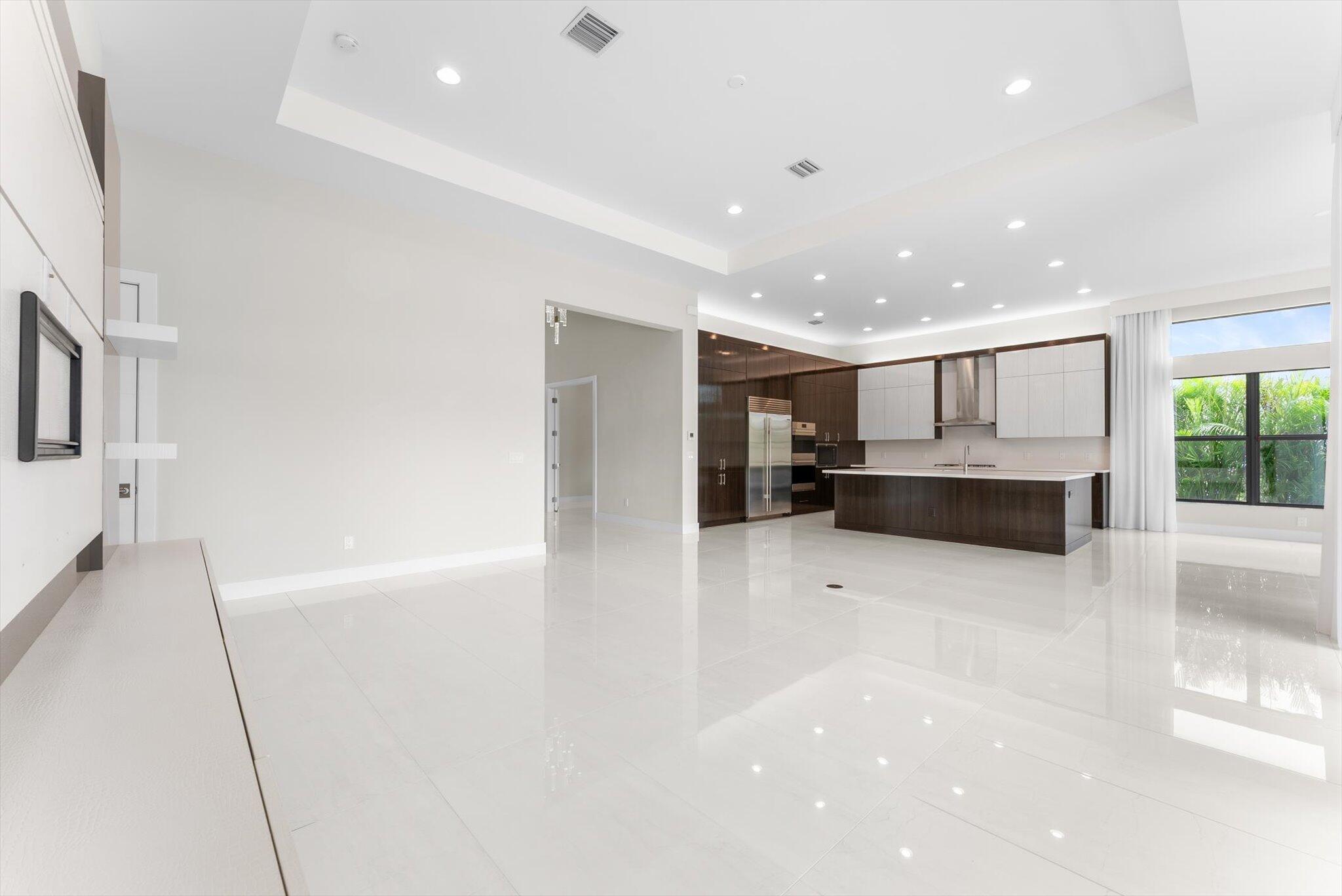 BOCA BRIDGES - Residential