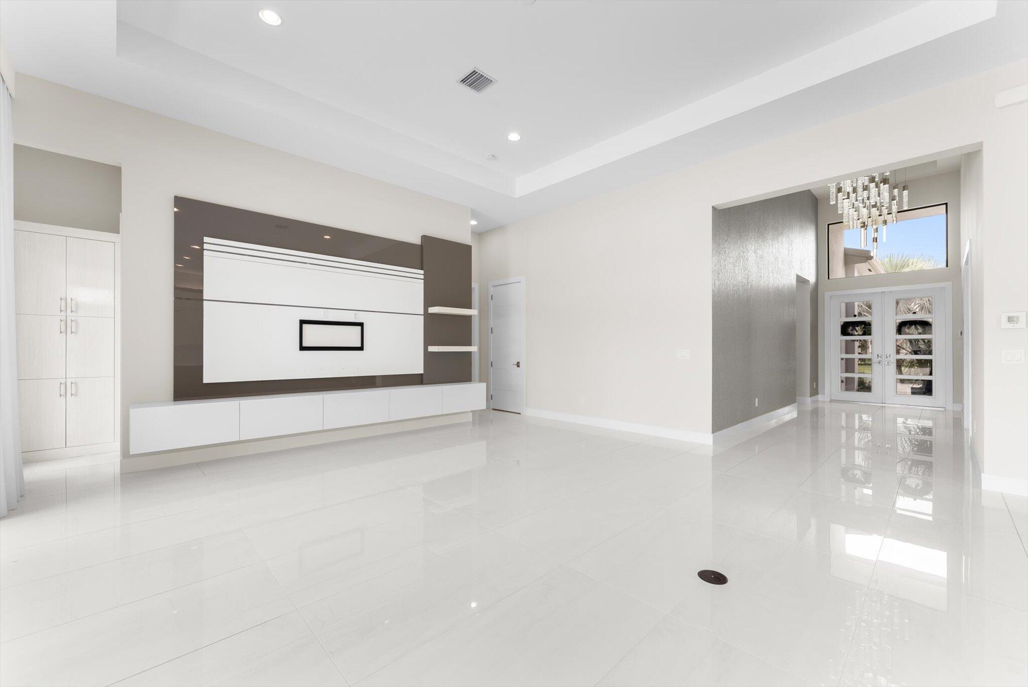 BOCA BRIDGES - Residential