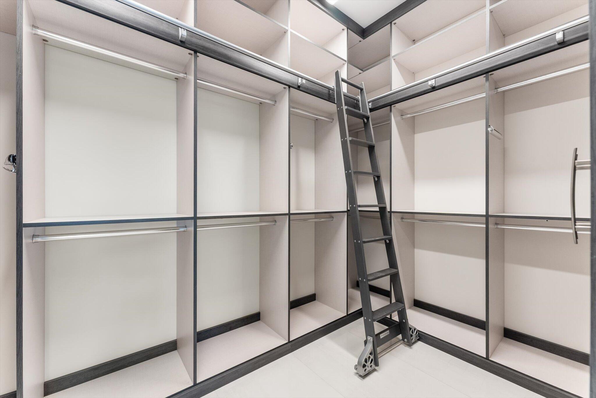 BOCA BRIDGES - Residential