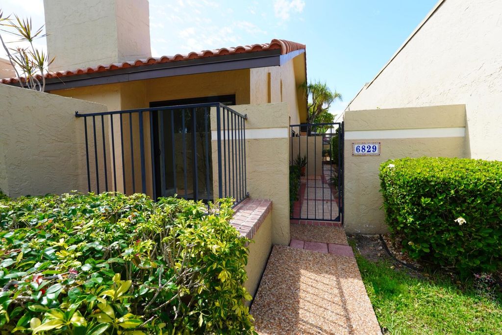 Photo of 6829 Pradera Drive, Boca Raton, FL 33433 (MLS # B26015801)