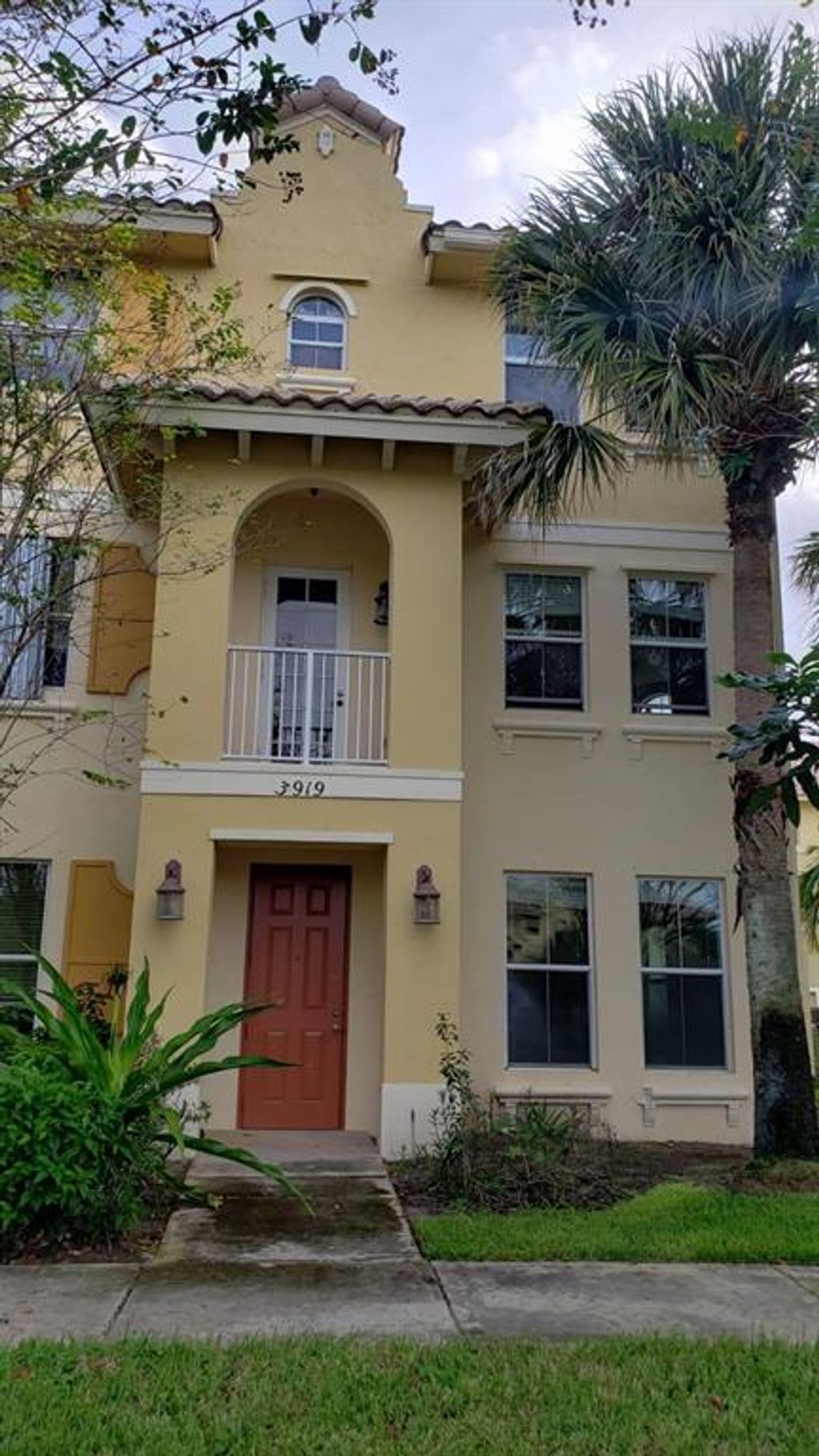 Photo of 3919 Passion Flower Road, Coconut Creek, FL 33073 (MLS # R10670955)