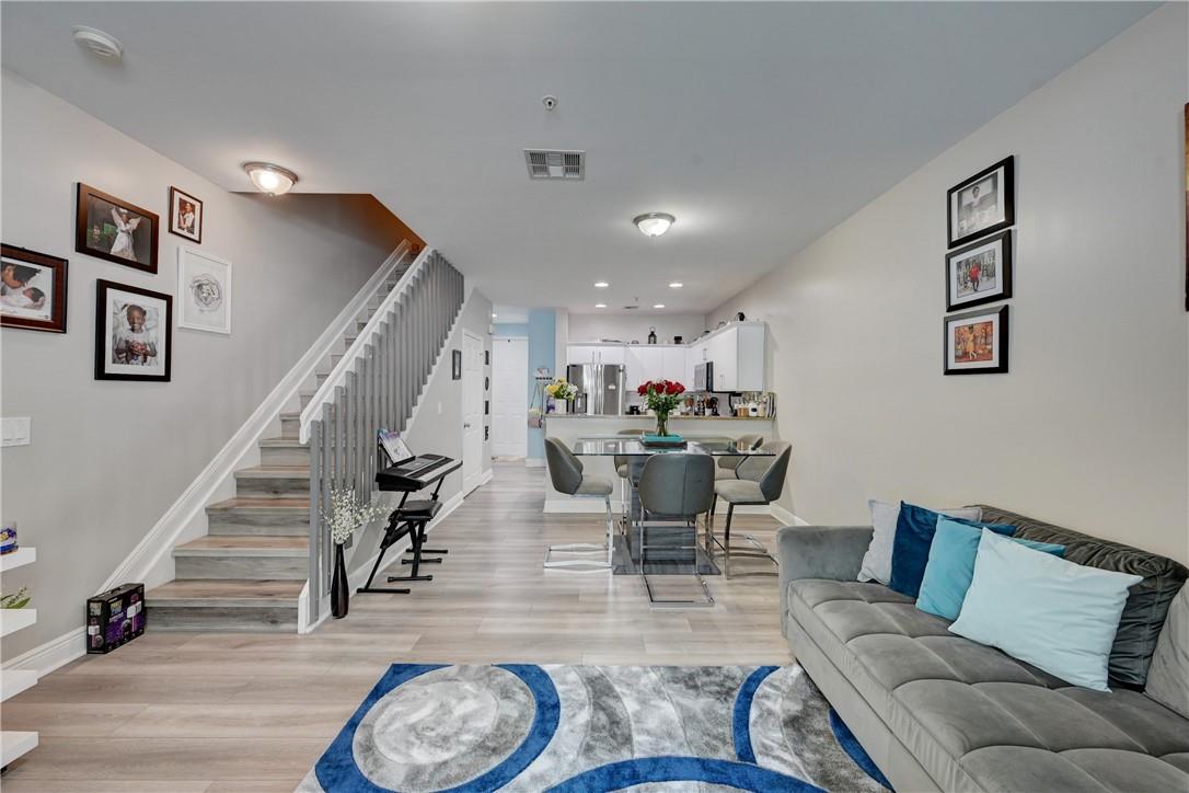 GEORGETOWN - Residential