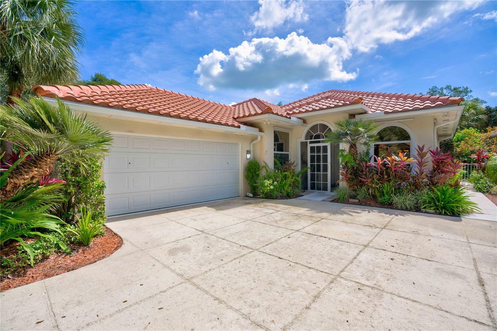 Photo of 114 Winter Club, Palm Beach Gardens, FL 33410 (MLS # F10389915)