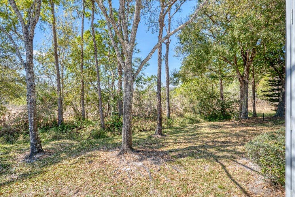 WHISPERING SOUND - Residential