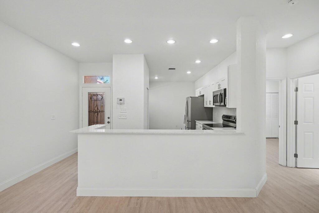 Photo of 1331 SW Greens Pointe Way, Palm City, FL 34990 (MLS # R11167381)