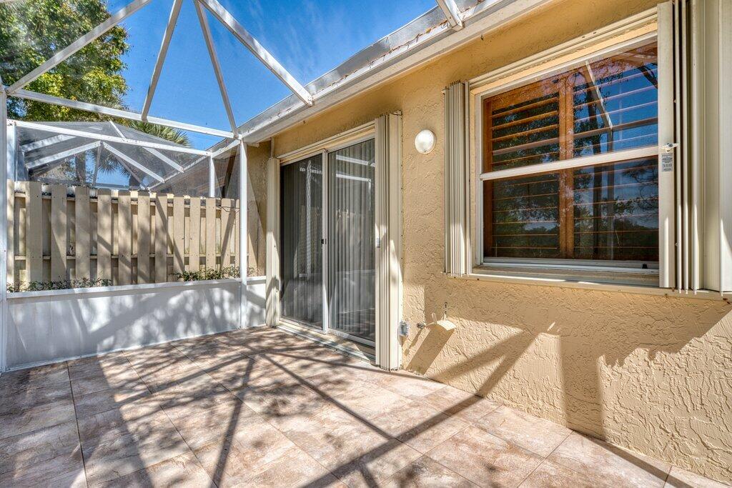 WHISPERING SOUND - Residential