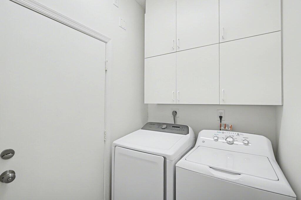 WHISPERING SOUND - Residential