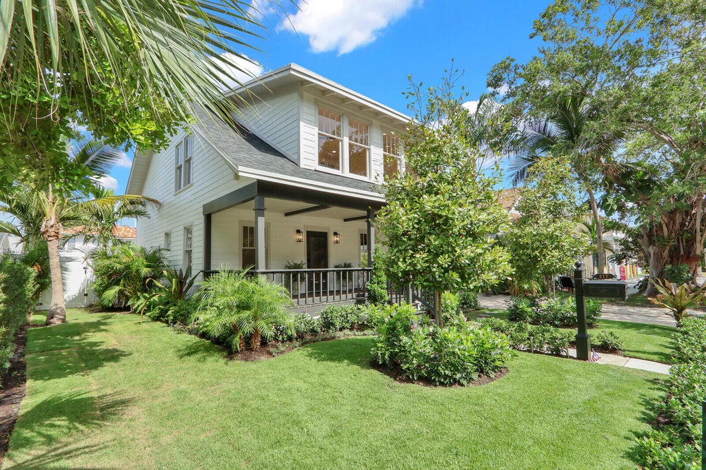 Photo of 217 S FEDERAL Highway, Lake Worth Beach, FL 33460 (MLS # B26081530)