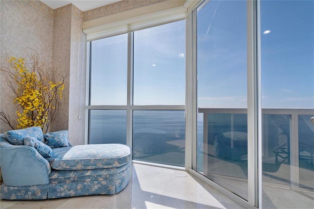 L'Hermitage - Residential